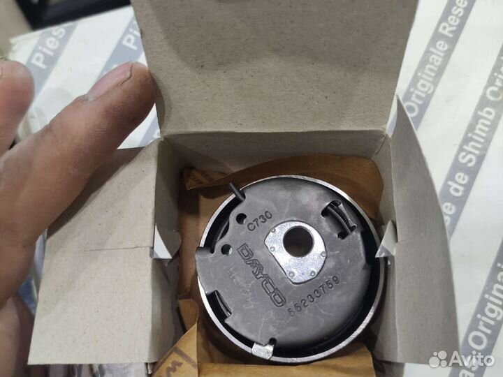 Натяжной ролик ремня грм Fiat