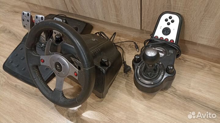 Игровой руль logitech g25