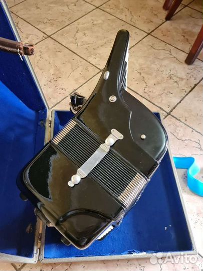 Аккордеон Royal Standart Monta Fana