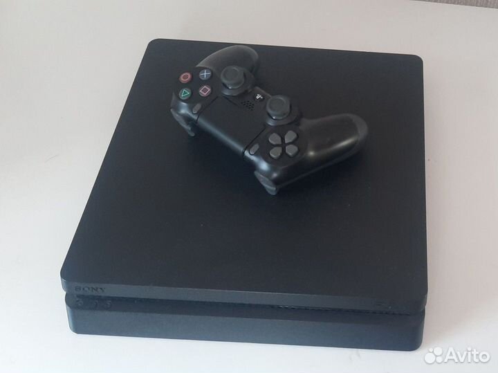 Sony playstation 4 slim
