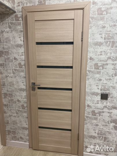 Межкомнатные двери бу с коробкой 70см