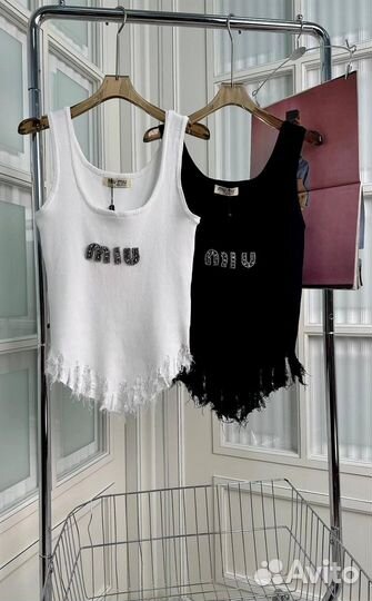 Miu Miu Майка со рваная (топ 2024)