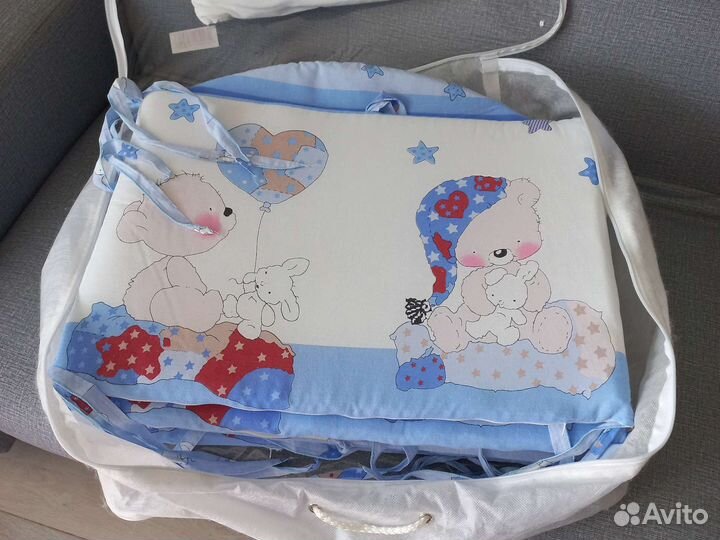 Комплект в детскую кроватку бортики