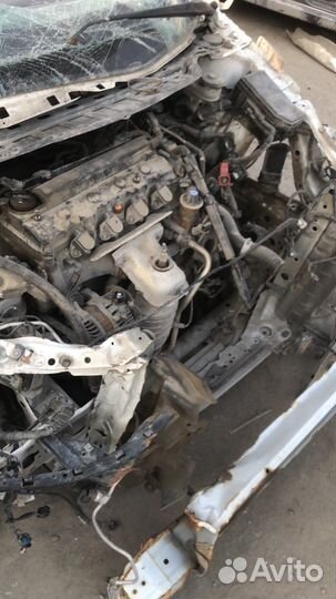 Разбор honda civic 9 FB запчасти 4d 2012