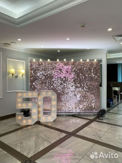 Фотозона с пайетками