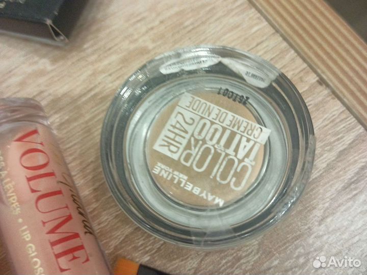 Набор косметики пакетом