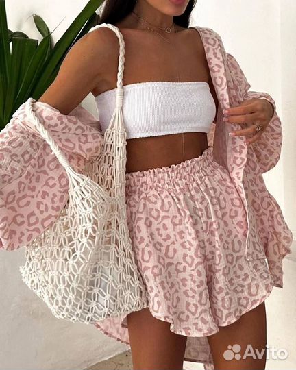 Костюм женский