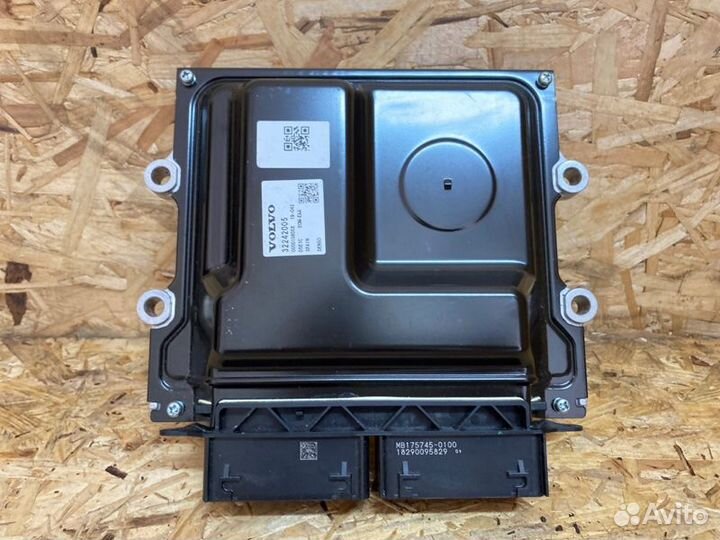 Блок управления двигателем Volvo Xc60 XC60 2.0