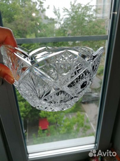 Ваза хрустальная