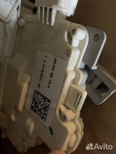 Замок двери задней левой Audi A6 C7 4G 4G8839015B