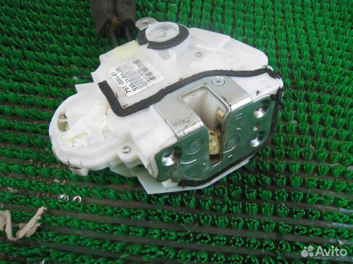 Замок двери задней правой Honda CR-V 3 (RE) 2007