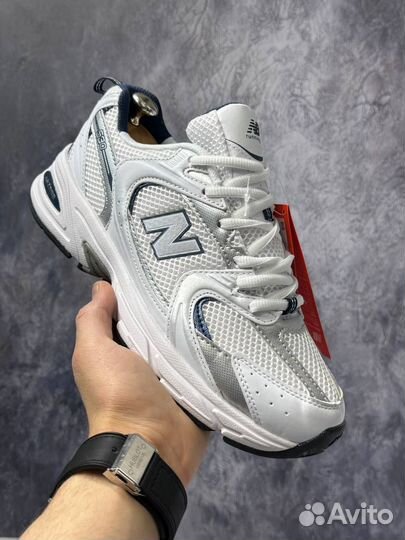 Мужские кроссовки NEW balance 530 Lux кочество