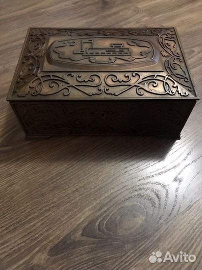 Шкатулка-ларец