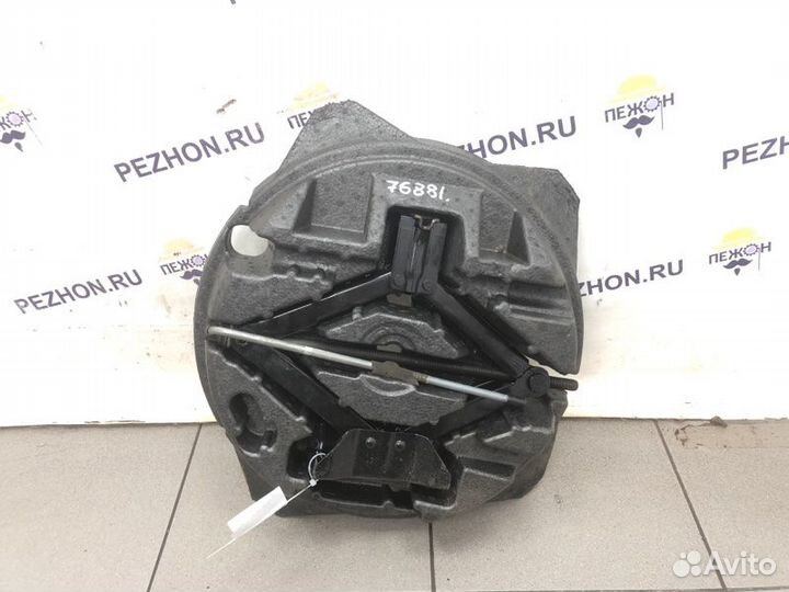 Домкрат Land Rover Freelander внедорожник 2.2 2007