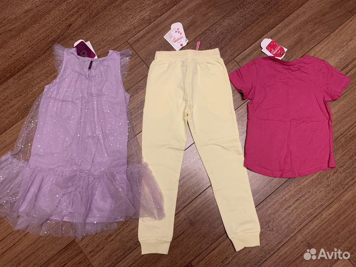 Пакет новой одежды для девочки 122р