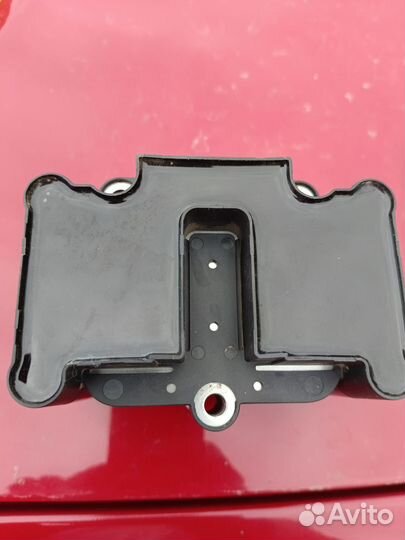 Катушка зажигания Volkswagen Jetta