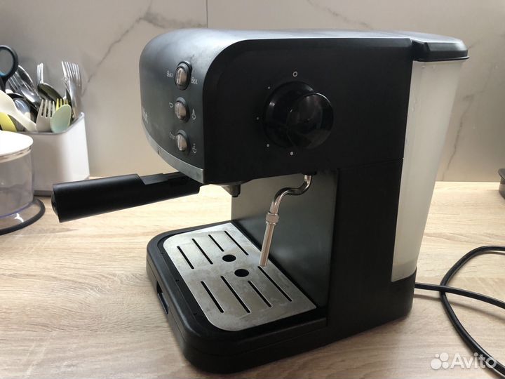 Кофеварка рожковая kitfort