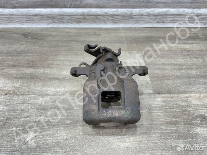 Суппорт задний правый Mitsubishi ASX / Outlander 3