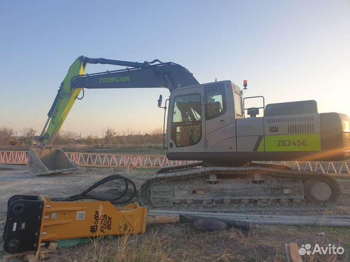 Услуги гусеничного экскаватора