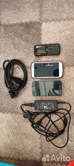 Телефон, кабель, блок питания