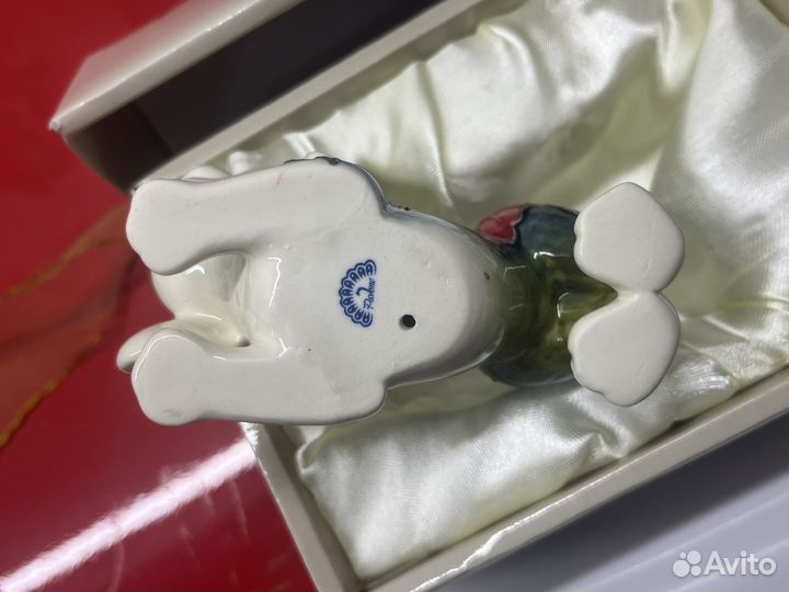 Фарфоровая фигурка Pavone