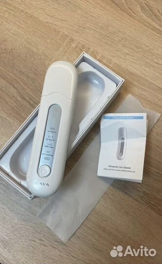 Ультразвуковой аппарат для чистки лица новый