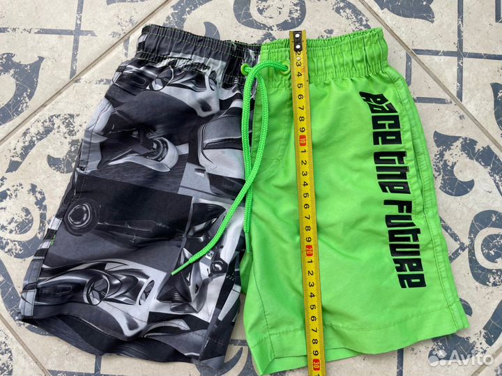 Купальные шорты 2-3 года и 3-4 года