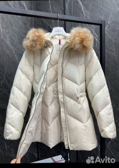 Пуховик Moncler Loriot женский