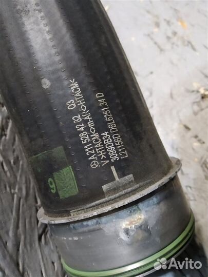 Патрубок интеркулера правый Mercedes E-Class W211