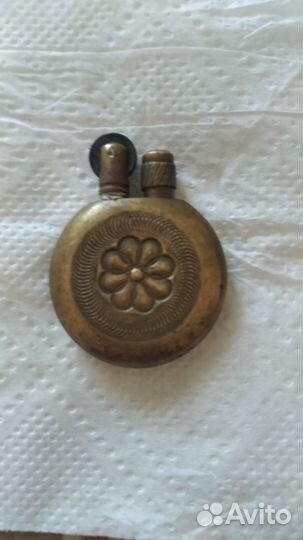 Зажигалка бензиновая