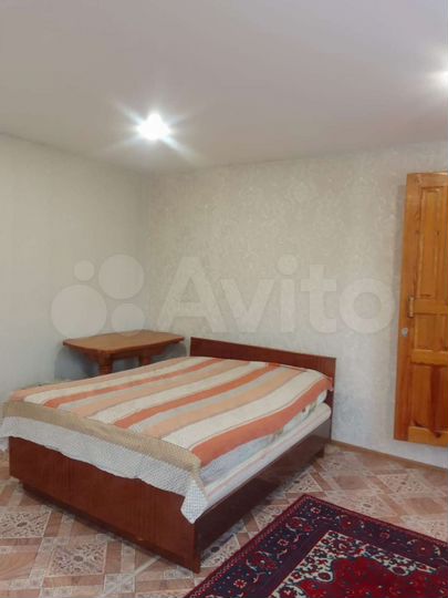 Комната 18 м² в 3-к., 2/2 эт.