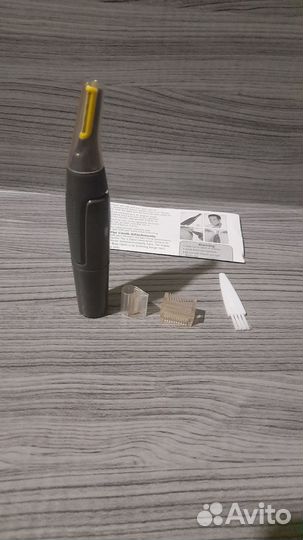 Триммер для носа и ушей на батарейки