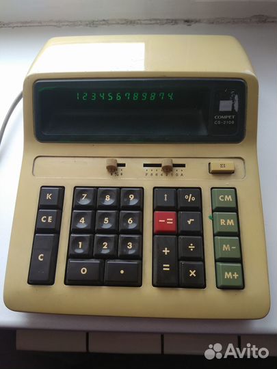 Калькулятор Sharp CS-2108. Япония