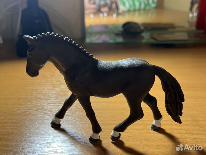 Фигурки лошадей шляйх