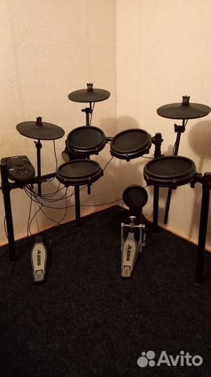 Электронная барабанная установка Alesis Nitro Mesh