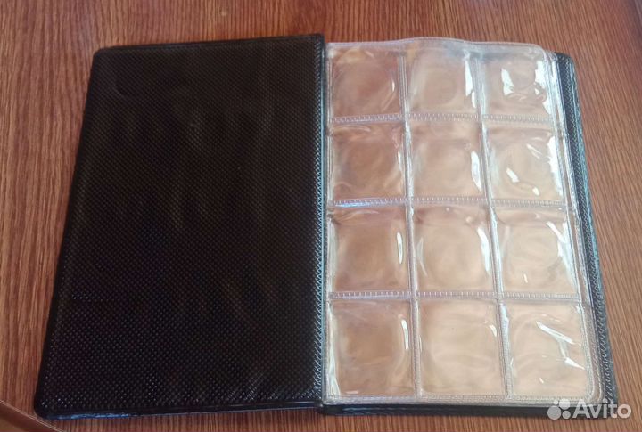 Альбом для монет на 72 ячейки