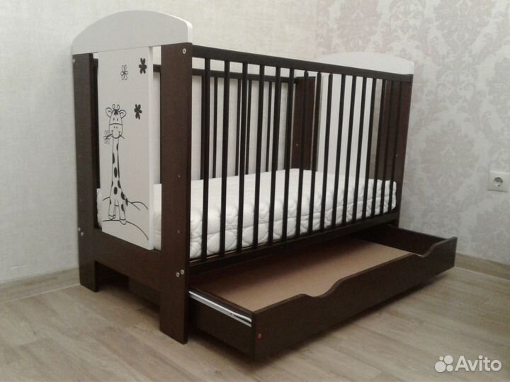 Кроватка детская с ящиком