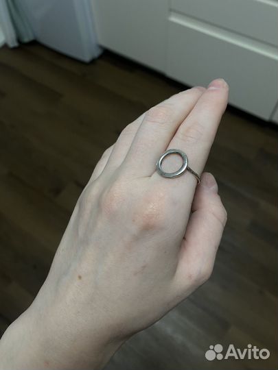 Серебряное кольцо женское