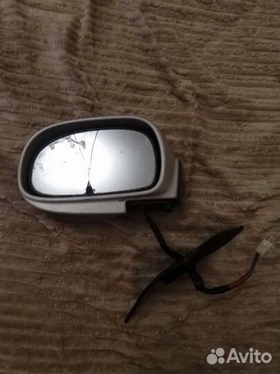 Боковое зеркало (левое) Toyota sprinter AE 110