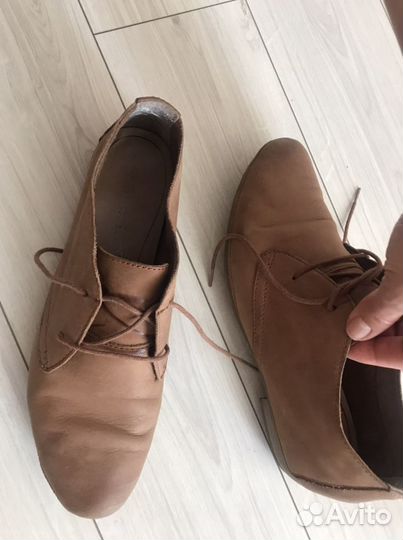 Ботинки кожаные коричневые tamaris