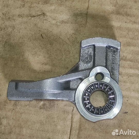 Опора задней передачи МКПП Шкода WV seat Audi