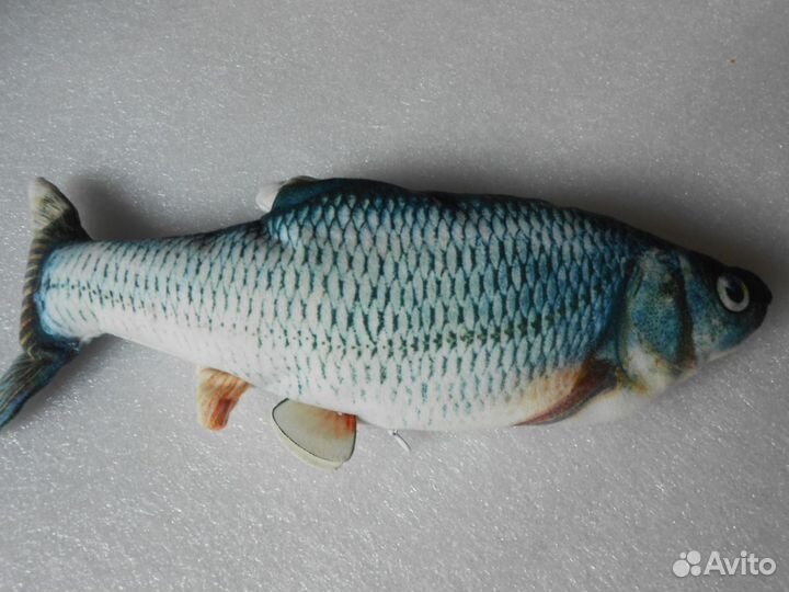 Игрушка для кошек интерактивная рыбка