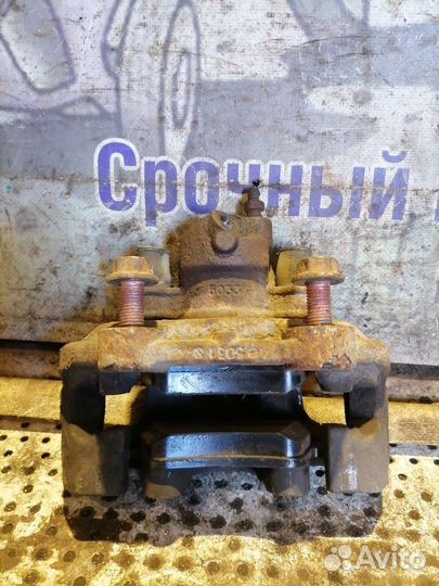 Суппорт тормозной задний правый Mercedes-Benz M-кл