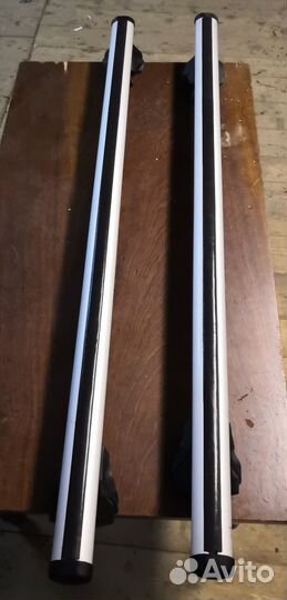 Поперечины thule на рейлинги