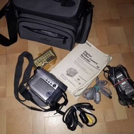 Продам видеокамеру Sony Handycam DCR-DVD201E