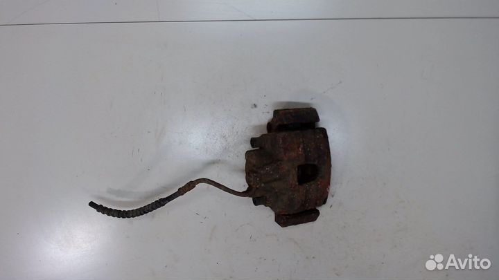 Суппорт Chrysler Voyager, 2001