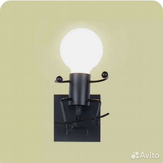 Настенный светильник