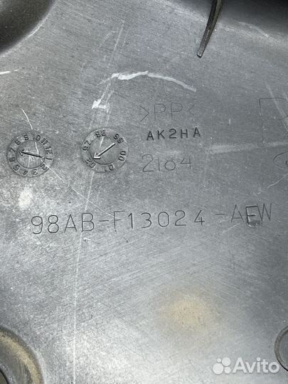 Накладка заднего фонаря правая Ford Focus 1