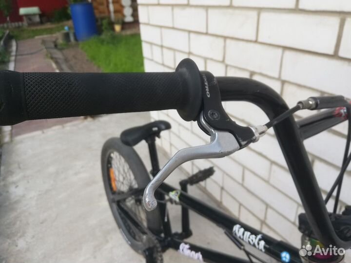 Трюковой велосипед BMX