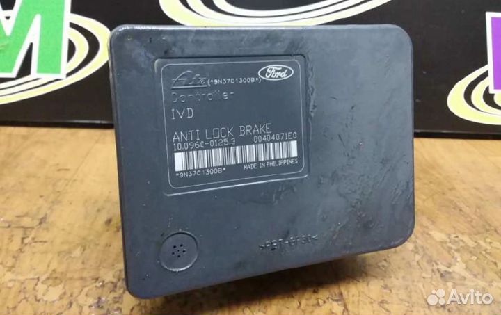 Блок абс 10096001253 Ford Focus 2010 - 2017 года